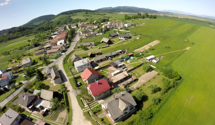 Zábery na obec leto 2023